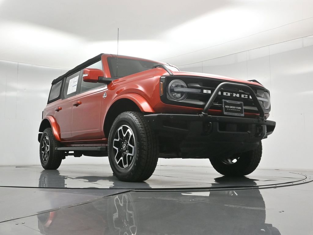 Certified 2024 Ford Bronco Outer Banks AWD/4WD image 47