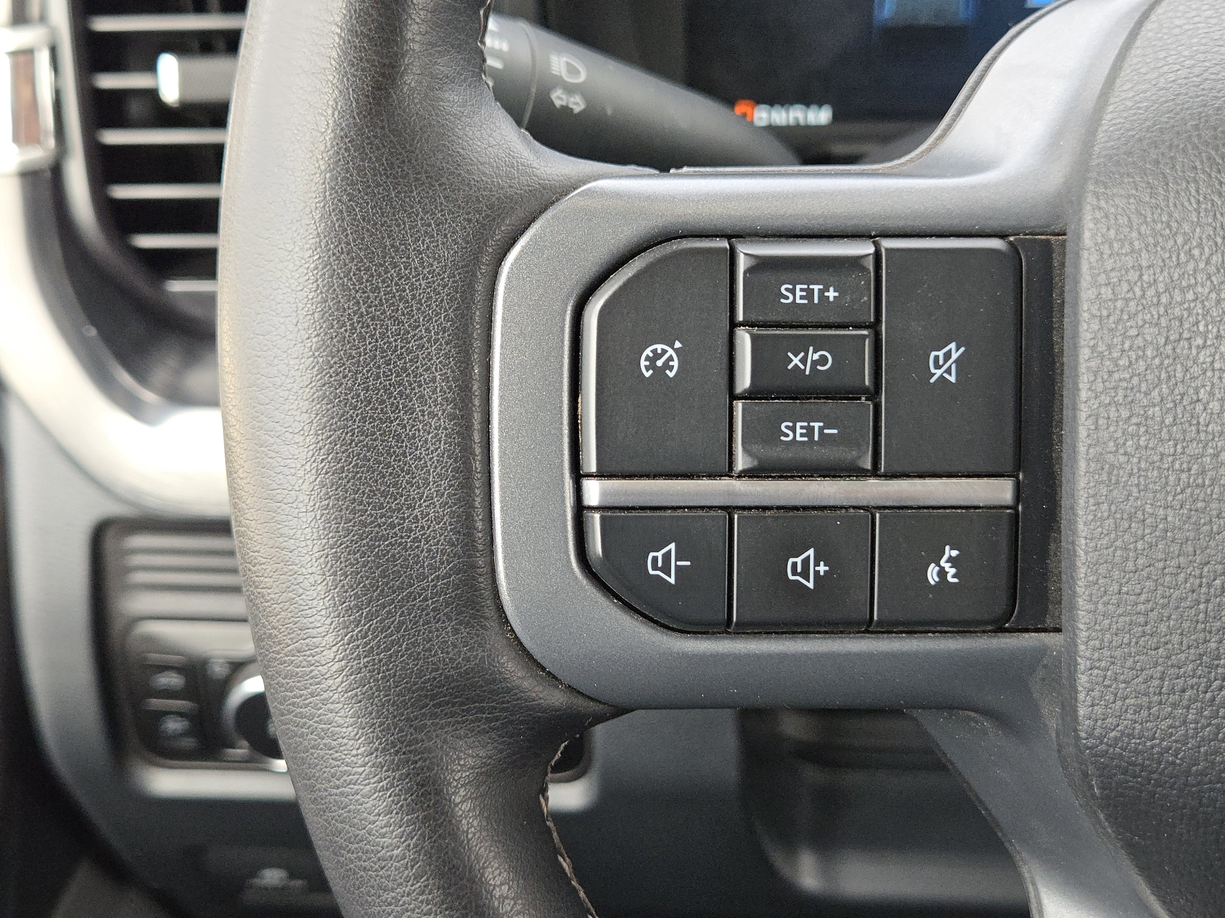 Certified 2025 Ford F250 Lariat w/ Chrome Package AWD/4WD image 27