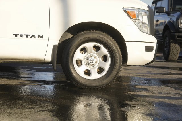Used 2021 Nissan Titan S w/ S Utility Package image 7
