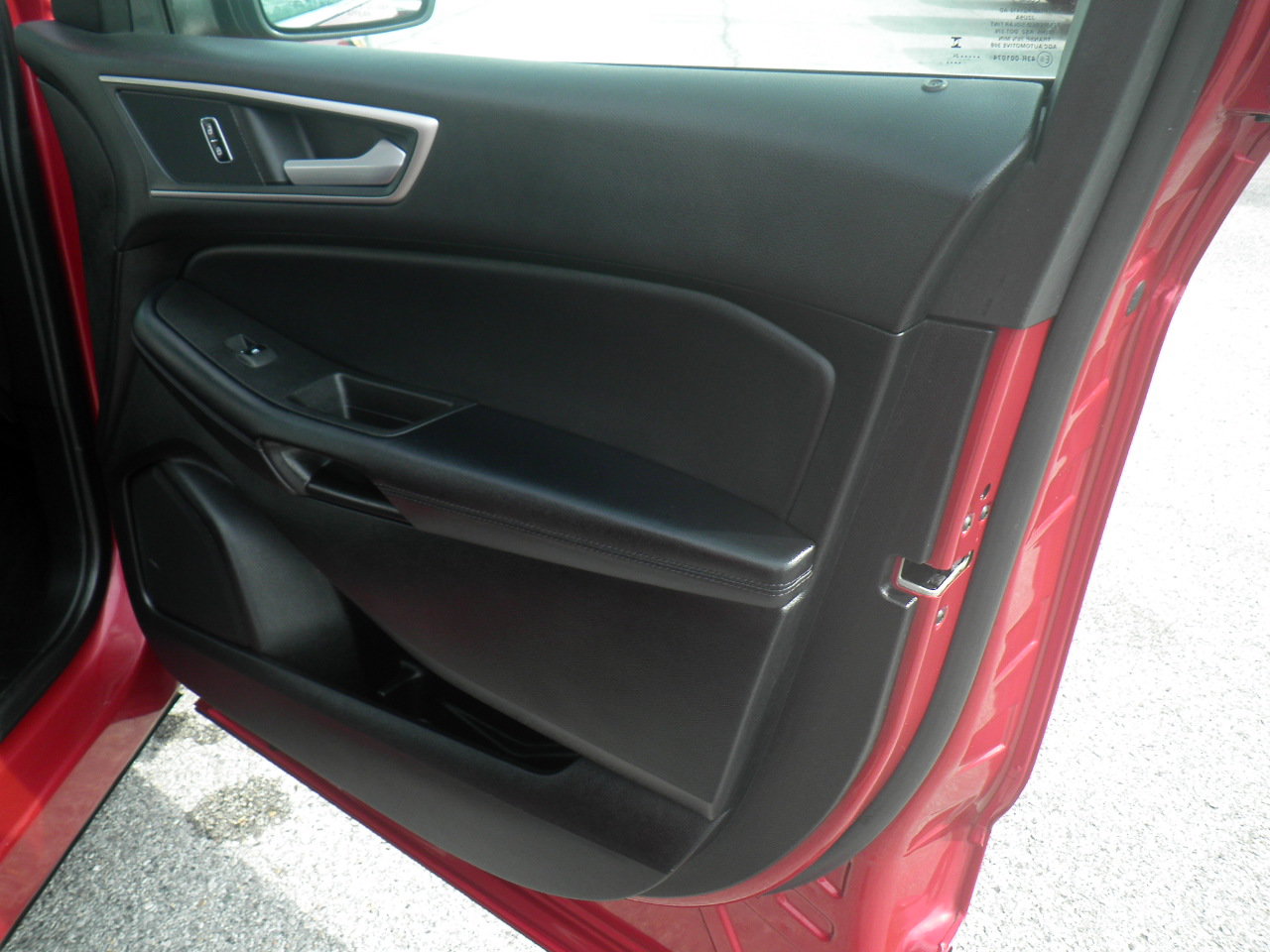 Certified 2024 Ford Edge SEL AWD/4WD image 22