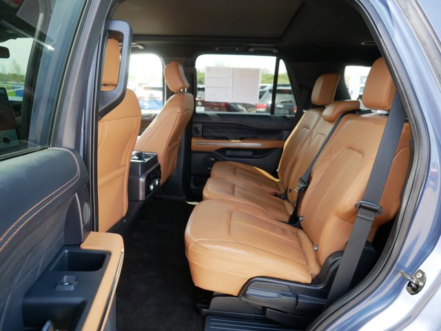 Certified 2022 Ford Expedition Platinum AWD/4WD image 16