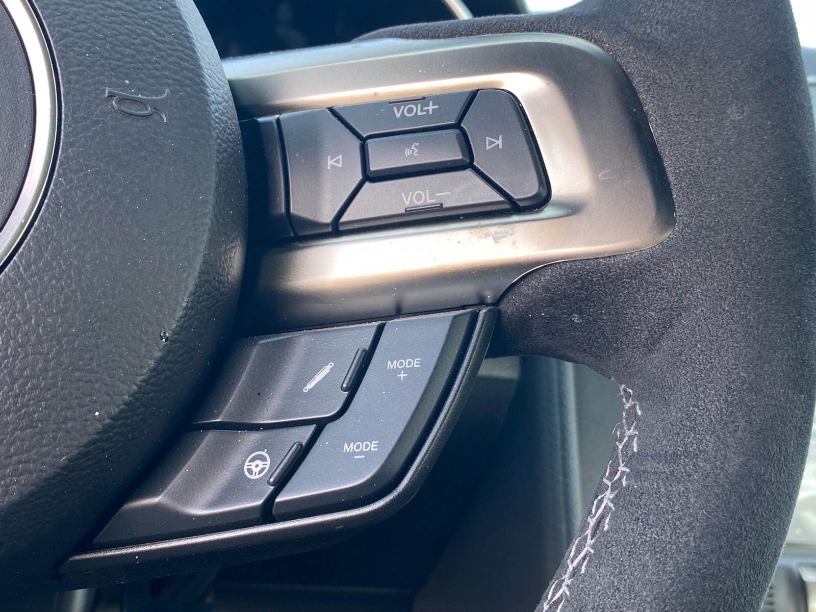 Certified 2018 Ford Mustang Shelby GT350 w/ Electronics Package image 16