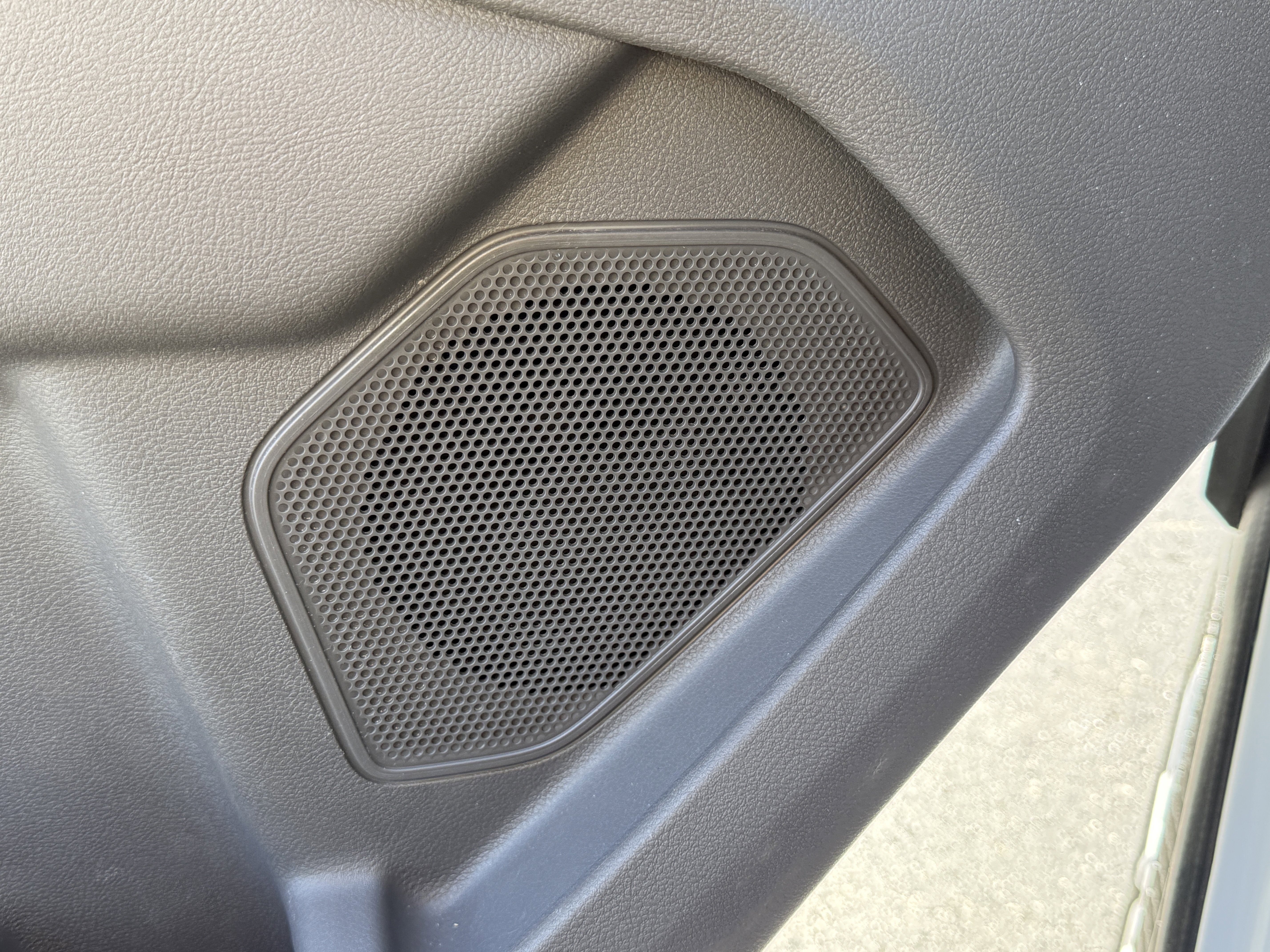 Certified 2024 Ford Transit 250 w/ Exterior Upgrade Package image 16