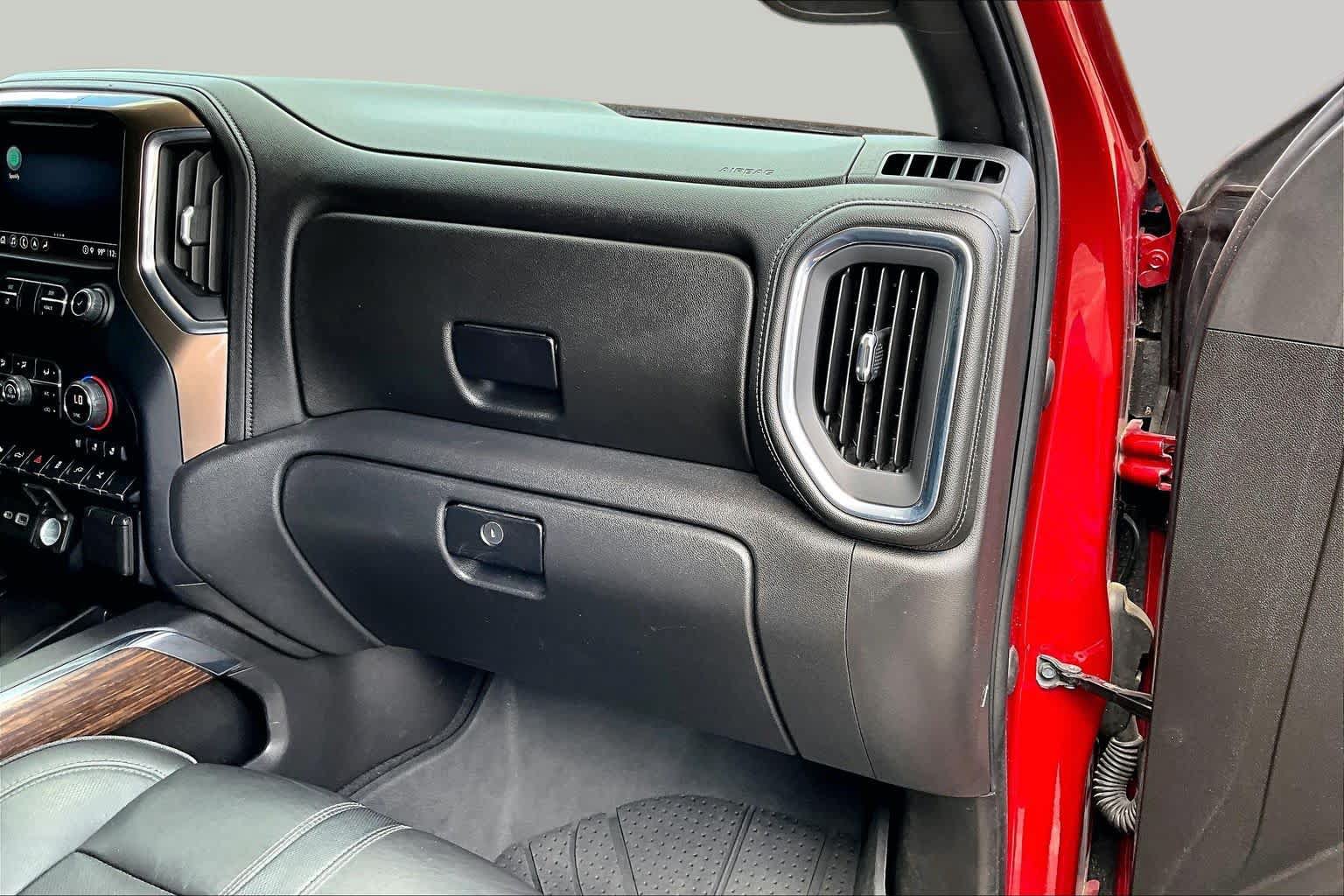 Used 2021 Chevrolet Silverado 1500 High Country w/ Technology Package AWD/4WD image 19