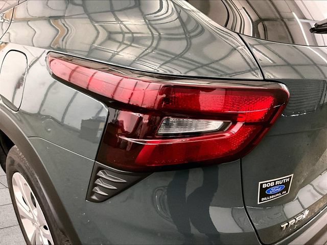 Used 2026 Chevrolet Trax LS FWD image 27
