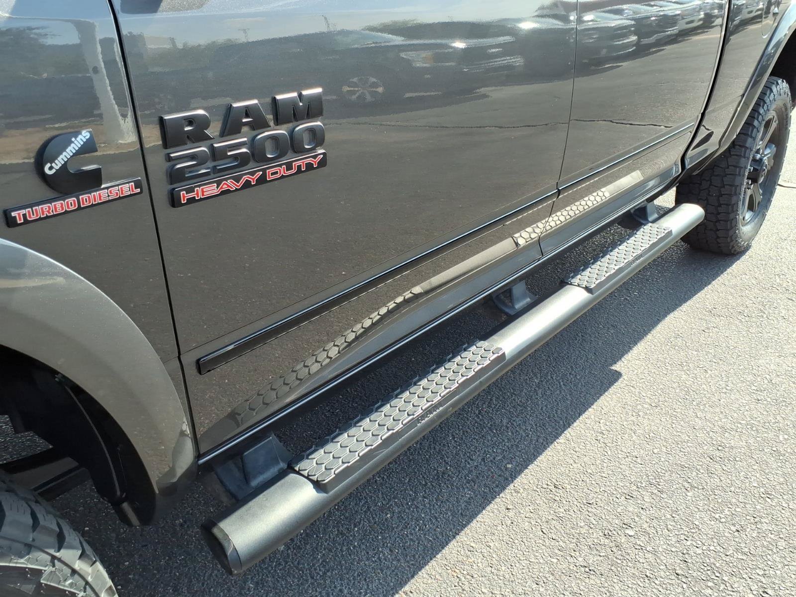 Used 2018 RAM 2500 Laramie w/ Sport Appearance Group AWD/4WD image 10
