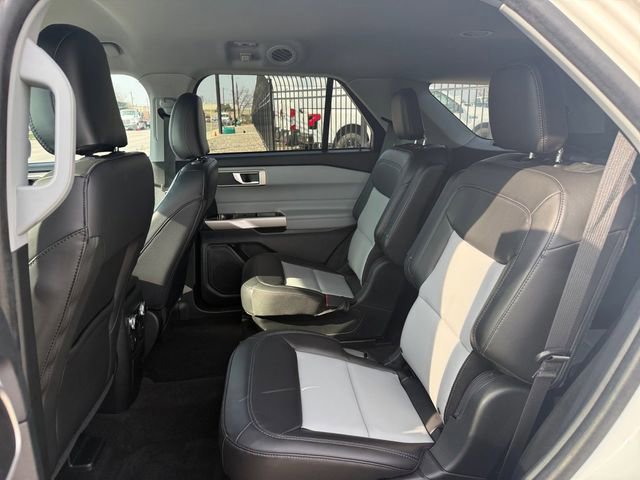 Certified 2023 Ford Explorer XLT w/ Equipment Group 202A image 10