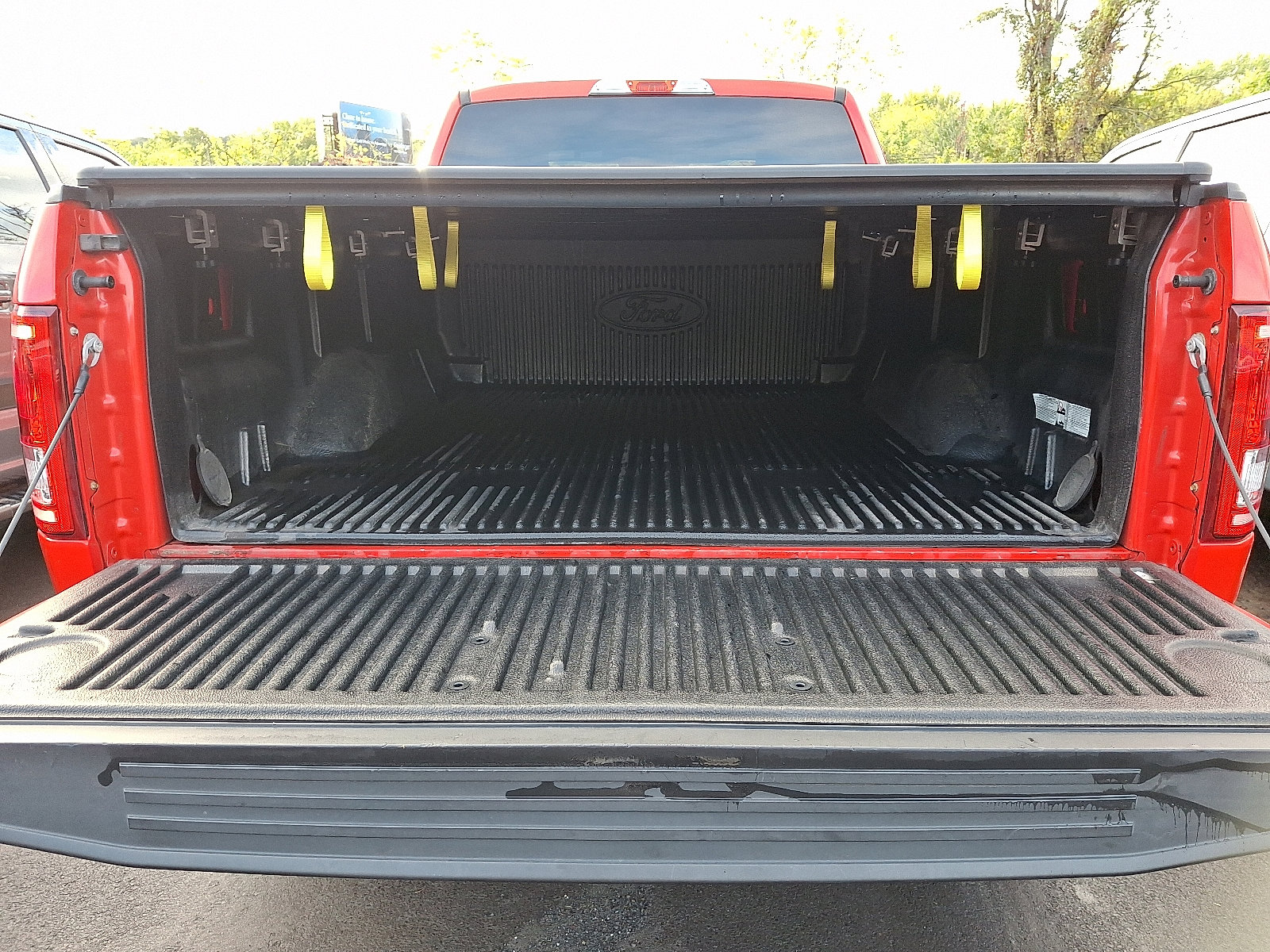 Certified 2017 Ford F150 XLT w/ Equipment Group 301A Mid image 30