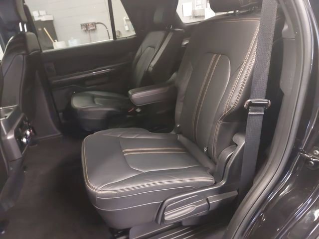 Certified 2023 Ford Expedition Platinum image 14