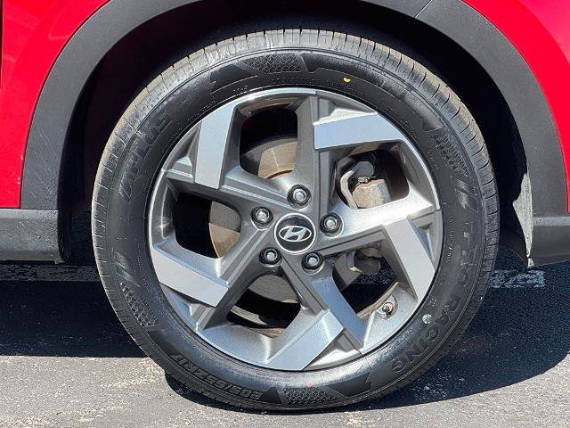 Used 2021 Hyundai Venue SEL w/ Cargo Package FWD image 40