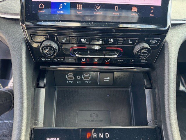 Used 2024 Jeep Grand Cherokee L Limited w/ Luxury Tech Group II image 22