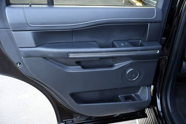 Certified 2023 Ford Expedition XLT image 27