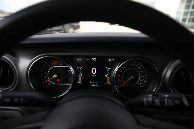 Used 2022 Jeep Wrangler Sport image 31