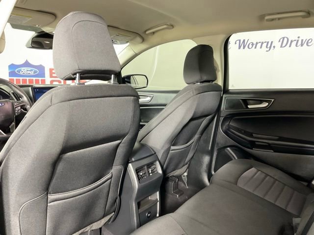 Certified 2023 Ford Edge SE w/ Black Appearance Package image 14