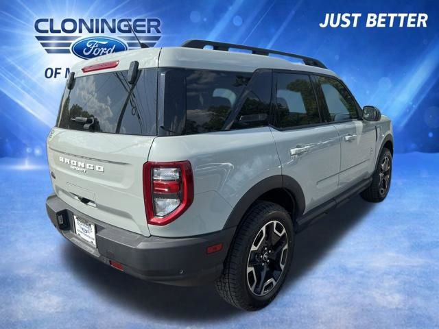 Certified 2023 Ford Bronco Sport Outer Banks w/ Tech Package AWD/4WD image 12