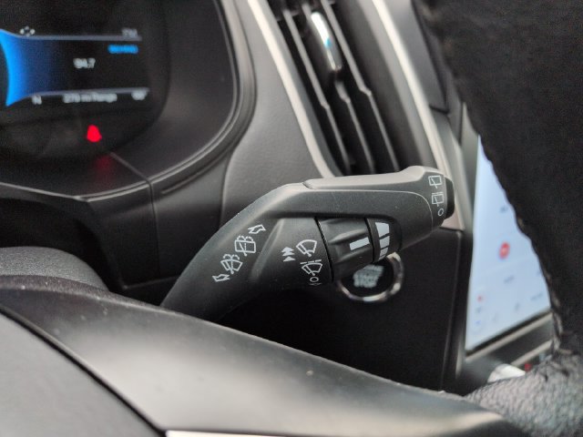 Certified 2024 Ford Edge SEL AWD/4WD image 37