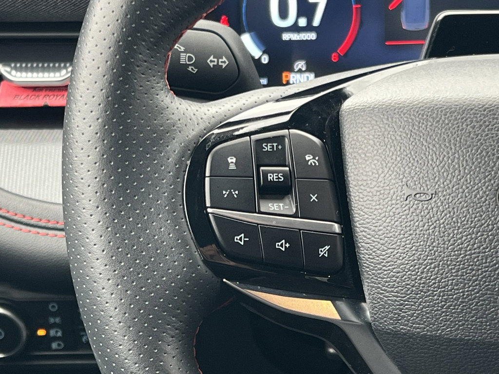 Certified 2025 Ford Explorer ST-Line image 23