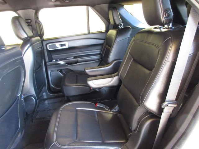 Certified 2020 Ford Explorer XLT w/ Equipment Group 202A image 26