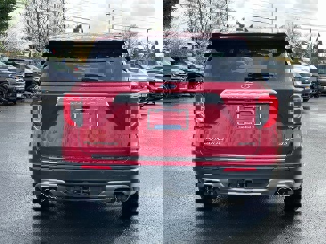 Certified 2021 Ford Explorer Platinum w/ Equipment Group 601A image 4