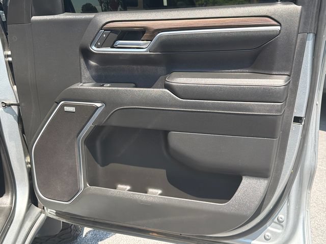 Used 2023 Chevrolet Silverado 1500 RST w/ Convenience Package II AWD/4WD image 14