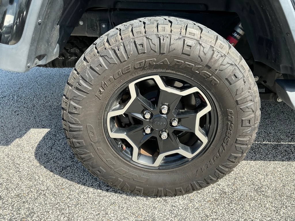 Used 2020 Jeep Gladiator Rubicon AWD/4WD image 14