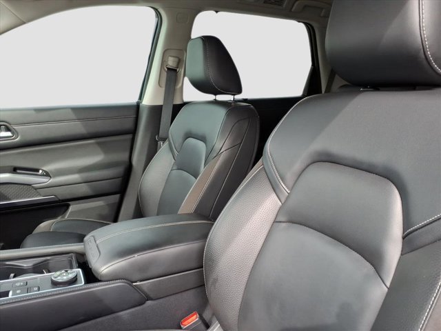 Used 2023 Nissan Pathfinder SL image 19