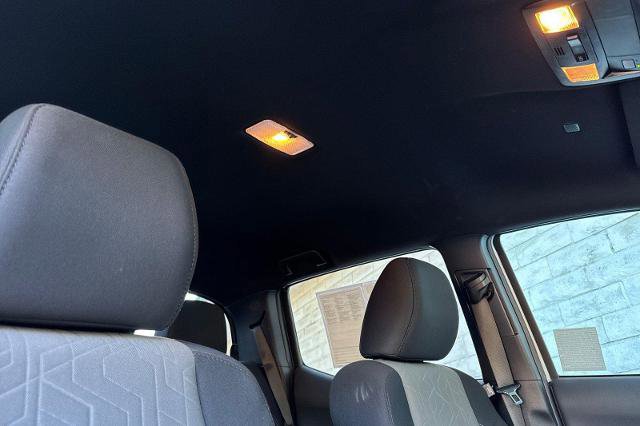 Used 2022 Toyota Tacoma TRD Sport image 14