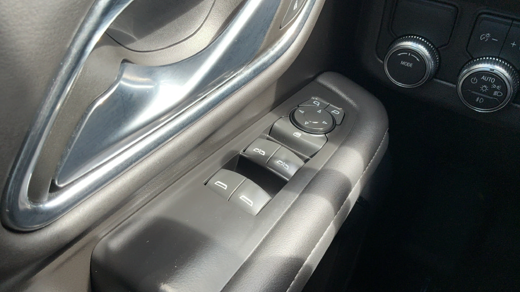 Used 2023 GMC Yukon XL SLE w/ Gmc Pro Safety Plus Package RWD image 14