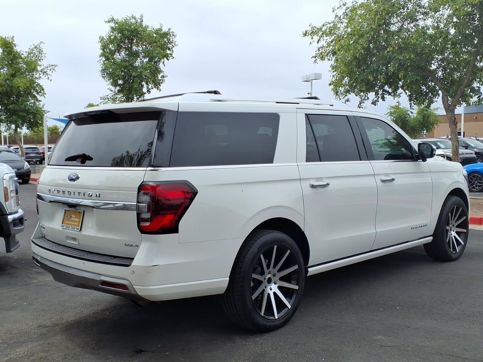 Certified 2022 Ford Expedition Max Platinum AWD/4WD image 4