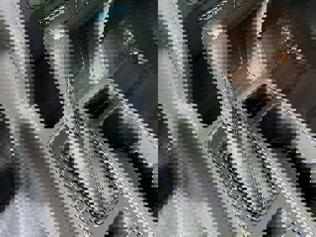 Certified 2017 Ford Escape SE image 19