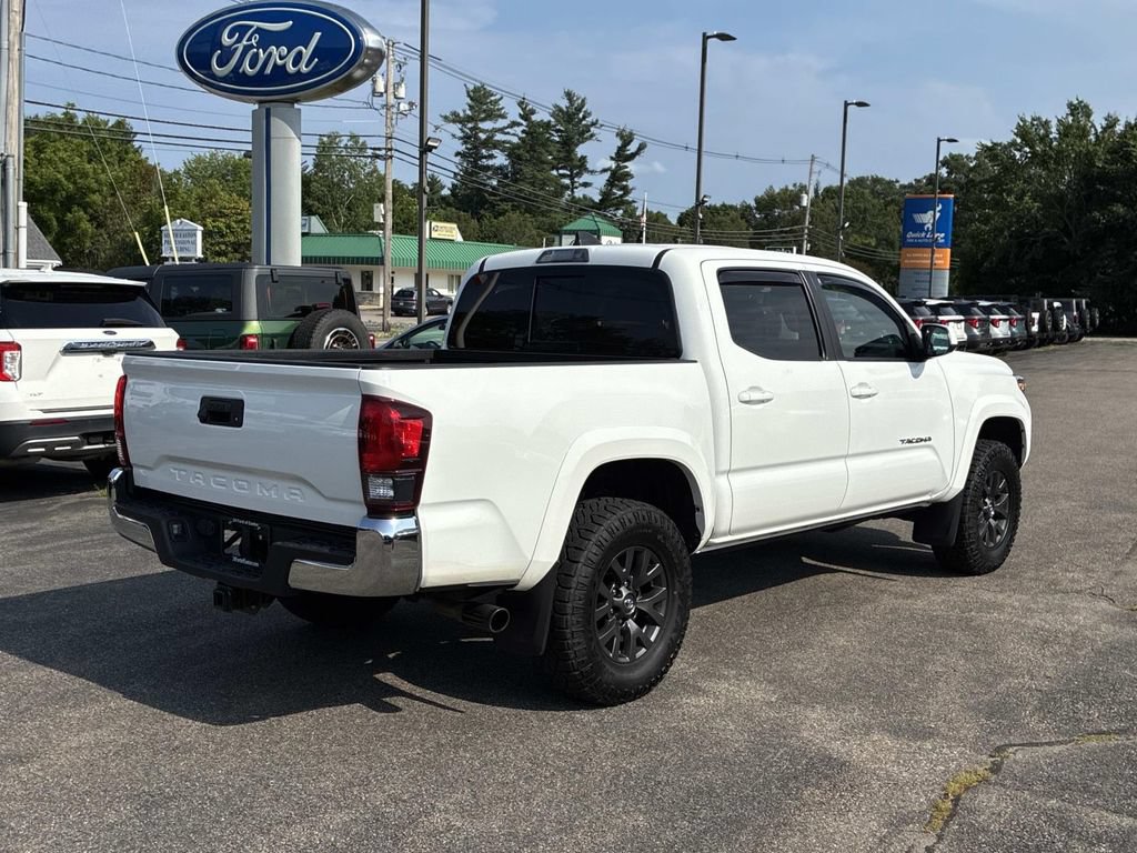 Used 2020 Toyota Tacoma SR5 AWD/4WD image 7