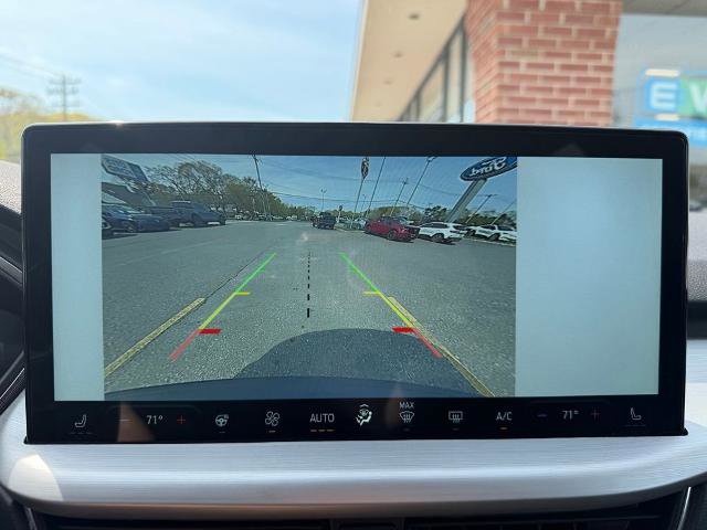 Certified 2025 Ford Escape Platinum AWD/4WD image 25