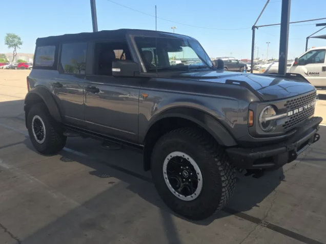 Certified 2021 Ford Bronco Badlands AWD/4WD image 1