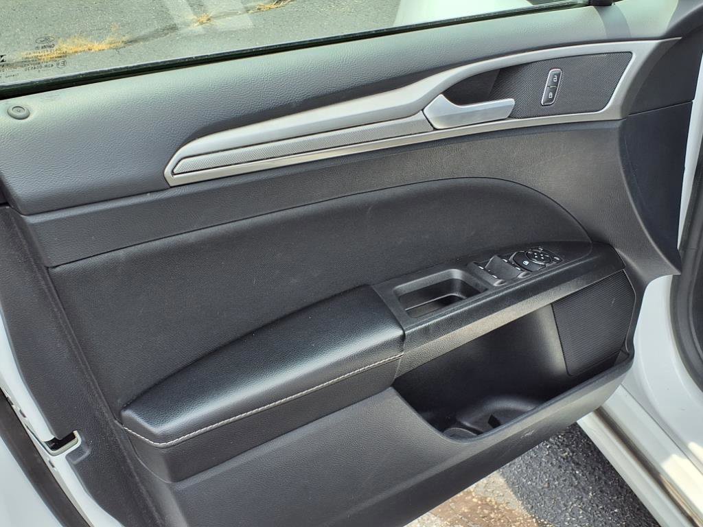 Certified 2020 Ford Fusion SE image 7