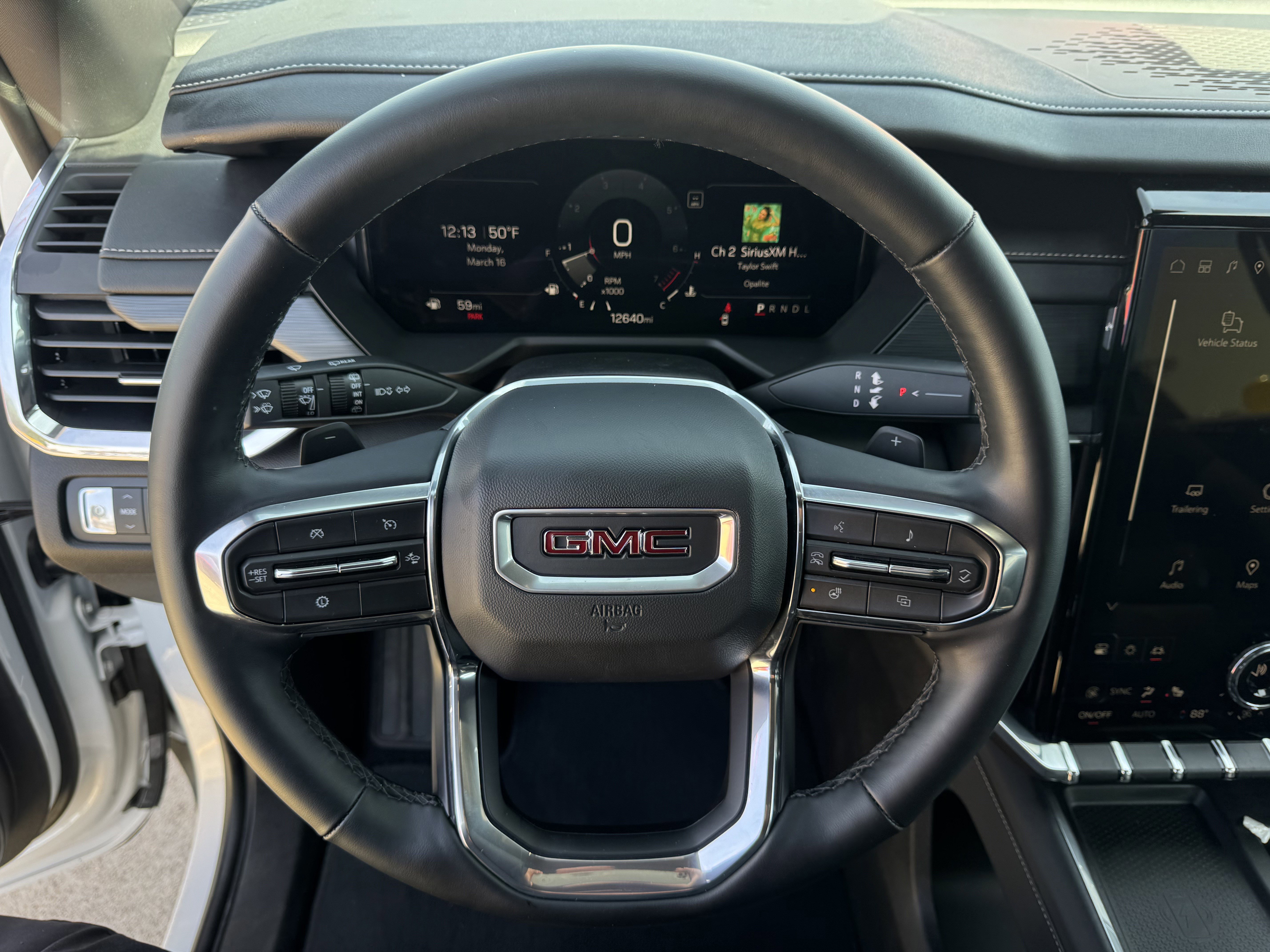 Used 2025 GMC Acadia Elevation image 19