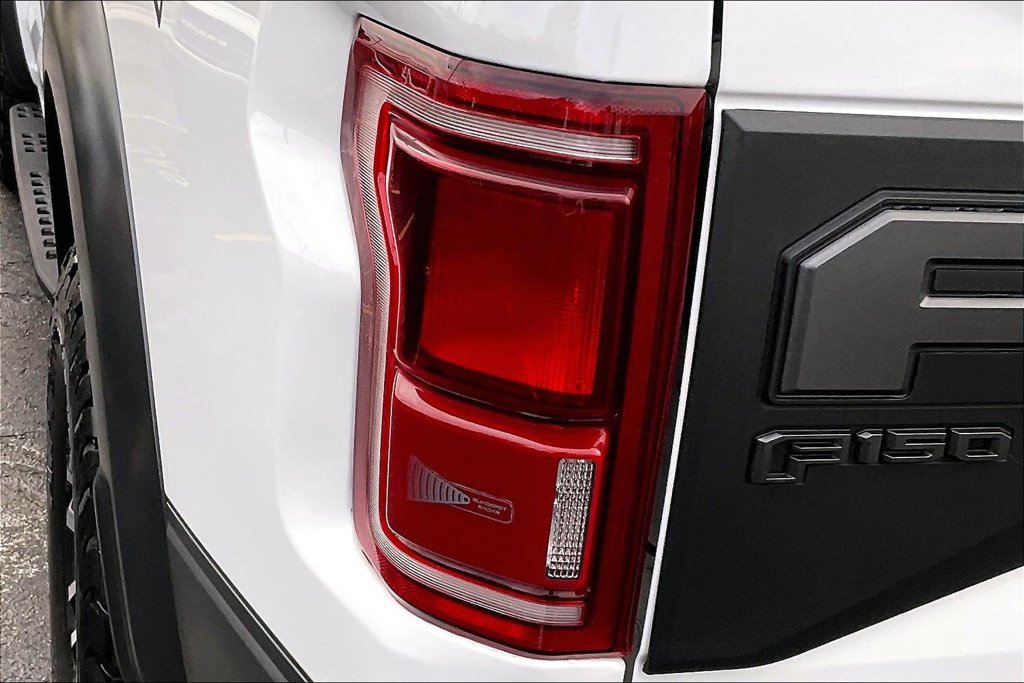 Certified 2019 Ford F150 Raptor w/ Equipment Group 802A Luxury AWD/4WD image 29