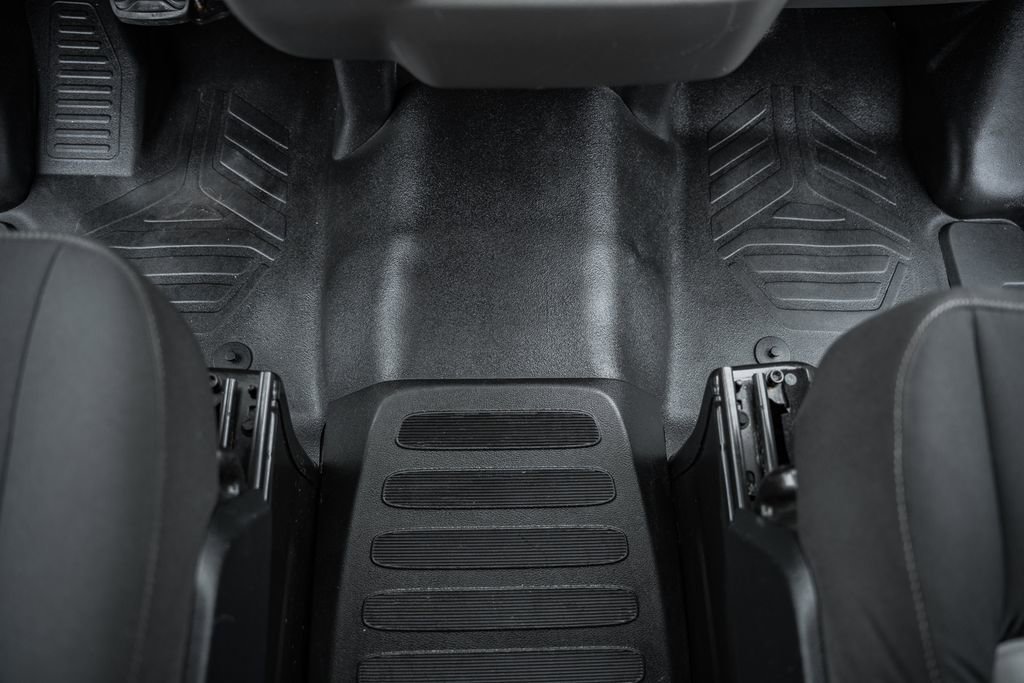 Certified 2023 Ford Transit 250 Low Roof w/ Exterior Upgrade Package image 32