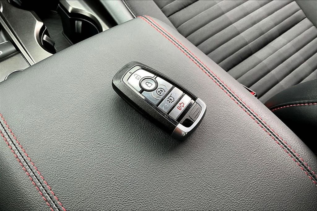 Certified 2025 Ford Explorer ST-Line image 34