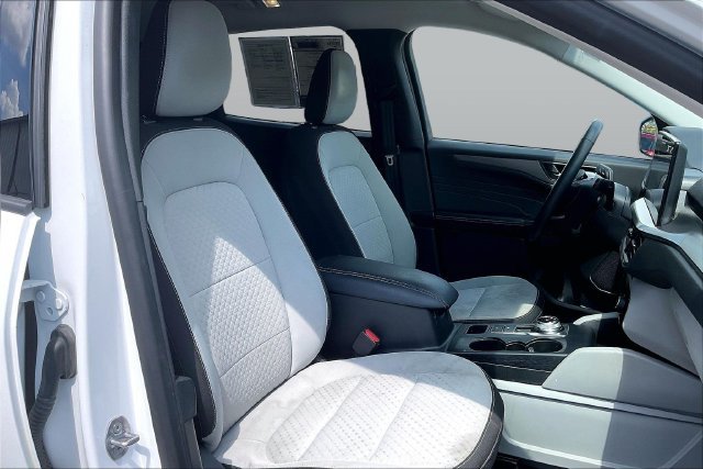 Certified 2024 Ford Escape Active w/ Tech Pack #1 AWD/4WD image 7