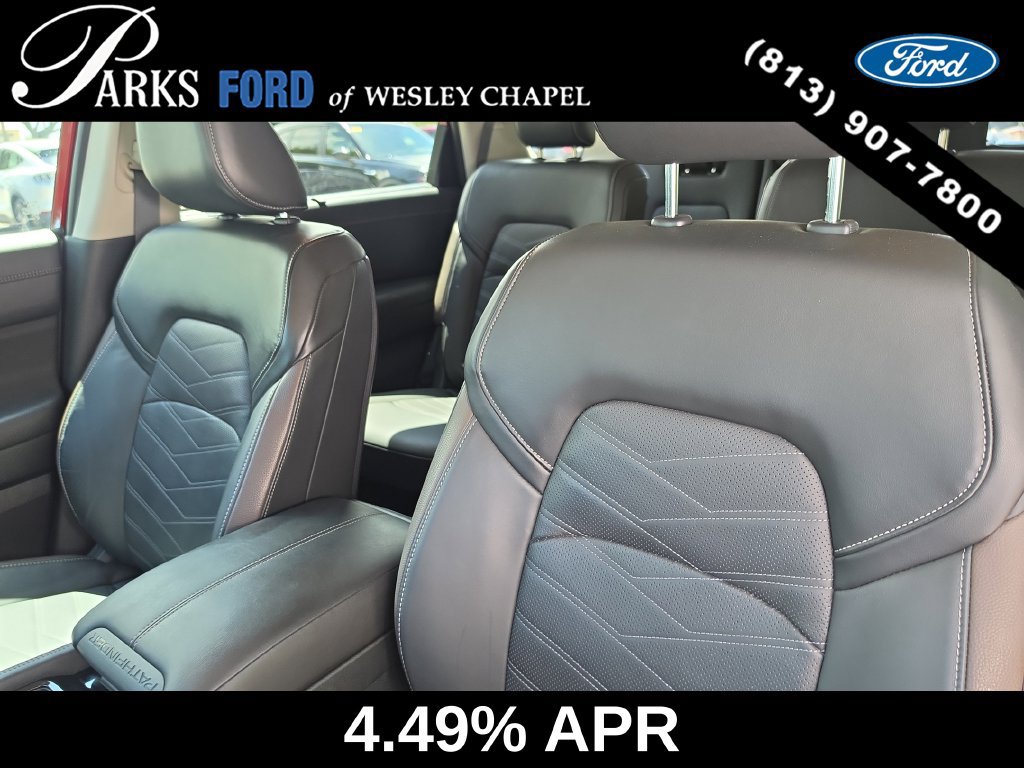 Used 2025 Nissan Pathfinder Platinum FWD image 22