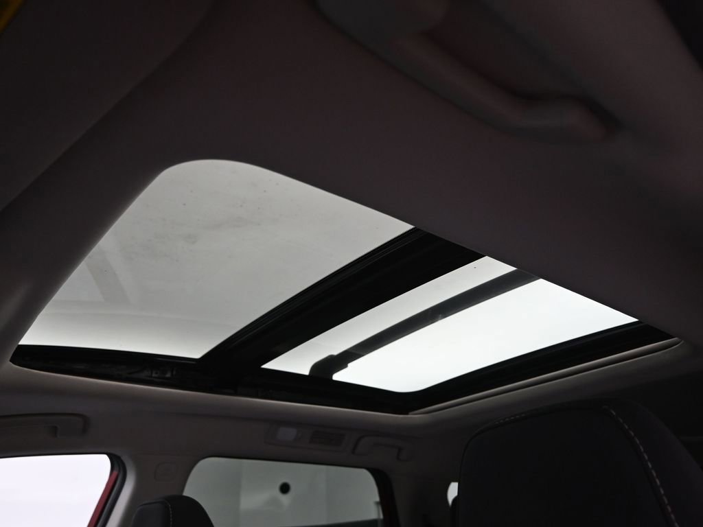 Used 2023 Nissan Pathfinder SV w/ SV Premium Package image 51