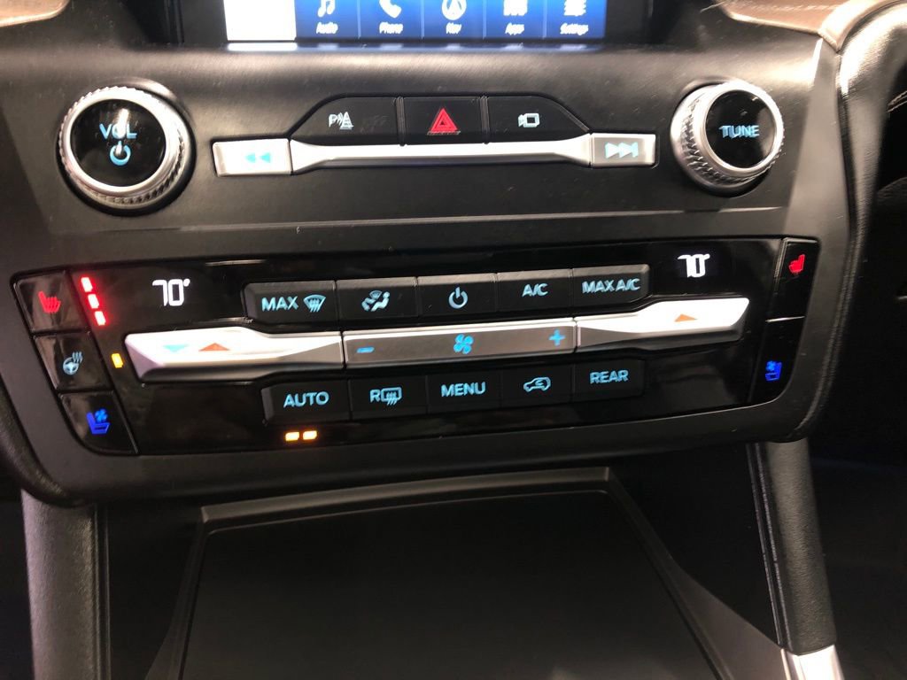 Certified 2020 Ford Explorer Platinum w/ Premium Technology Package image 17