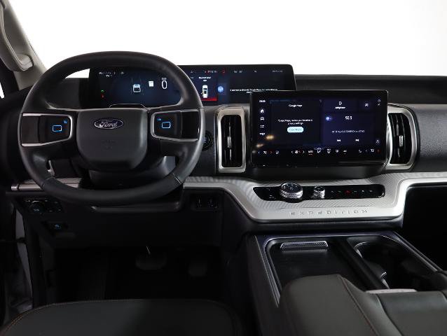 Certified 2025 Ford Expedition Active AWD/4WD image 11