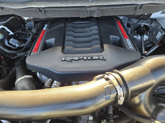 Certified 2025 Ford F150 Raptor AWD/4WD image 30