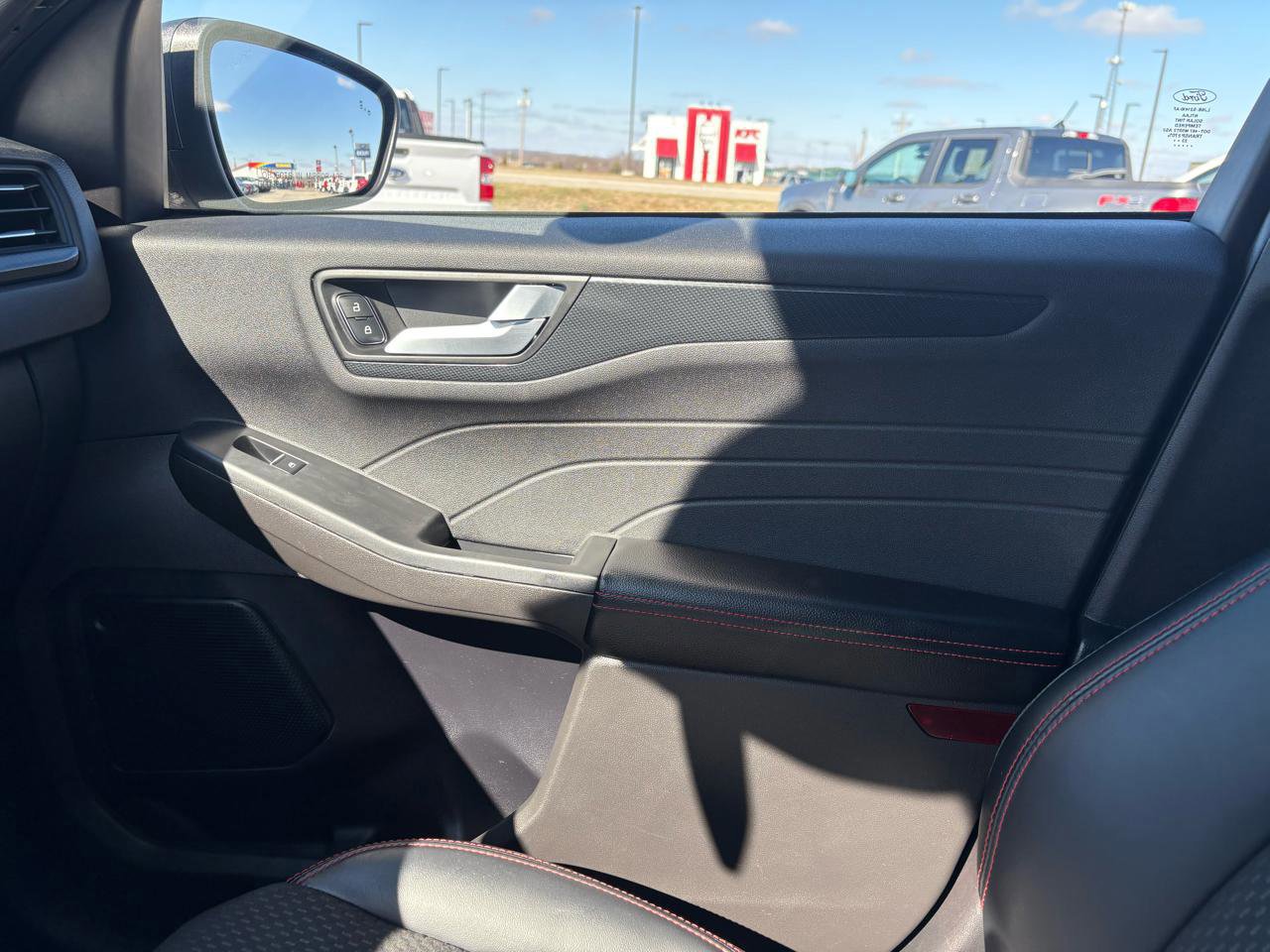 Certified 2024 Ford Escape ST-Line image 20