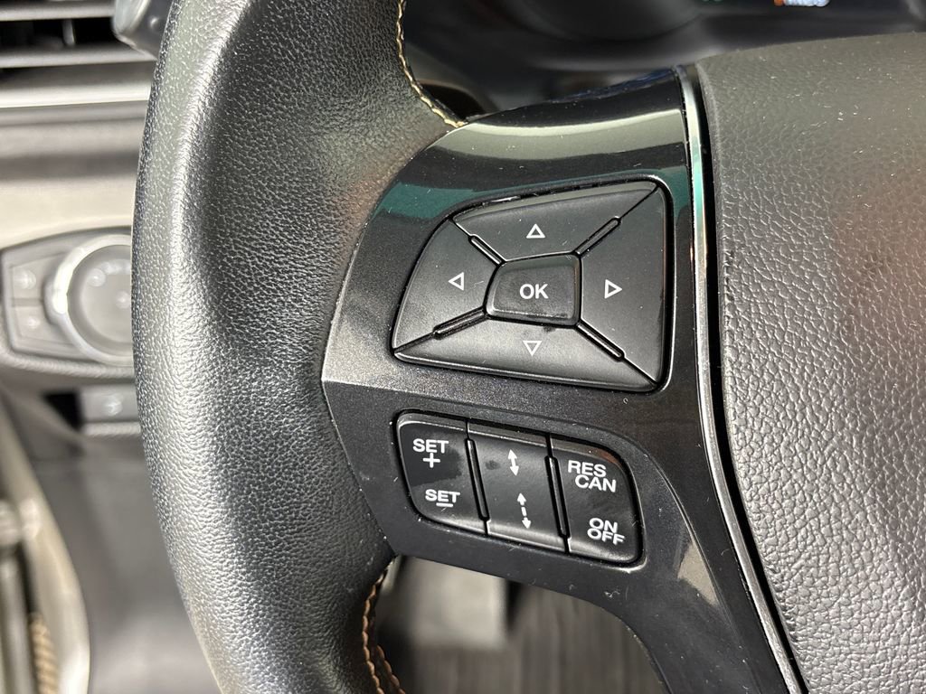 Certified 2017 Ford Explorer Platinum image 19