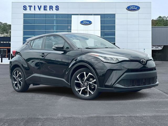 Used 2022 Toyota C-HR XLE FWD image 1
