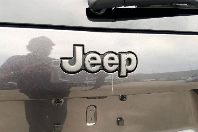 Used 2021 Jeep Cherokee Trailhawk w/ Sun, Sound & Nav Group AWD/4WD image 33