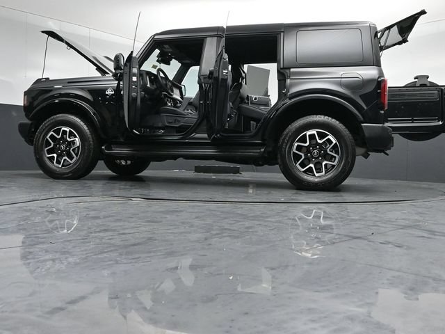 Certified 2025 Ford Bronco Outer Banks AWD/4WD image 57