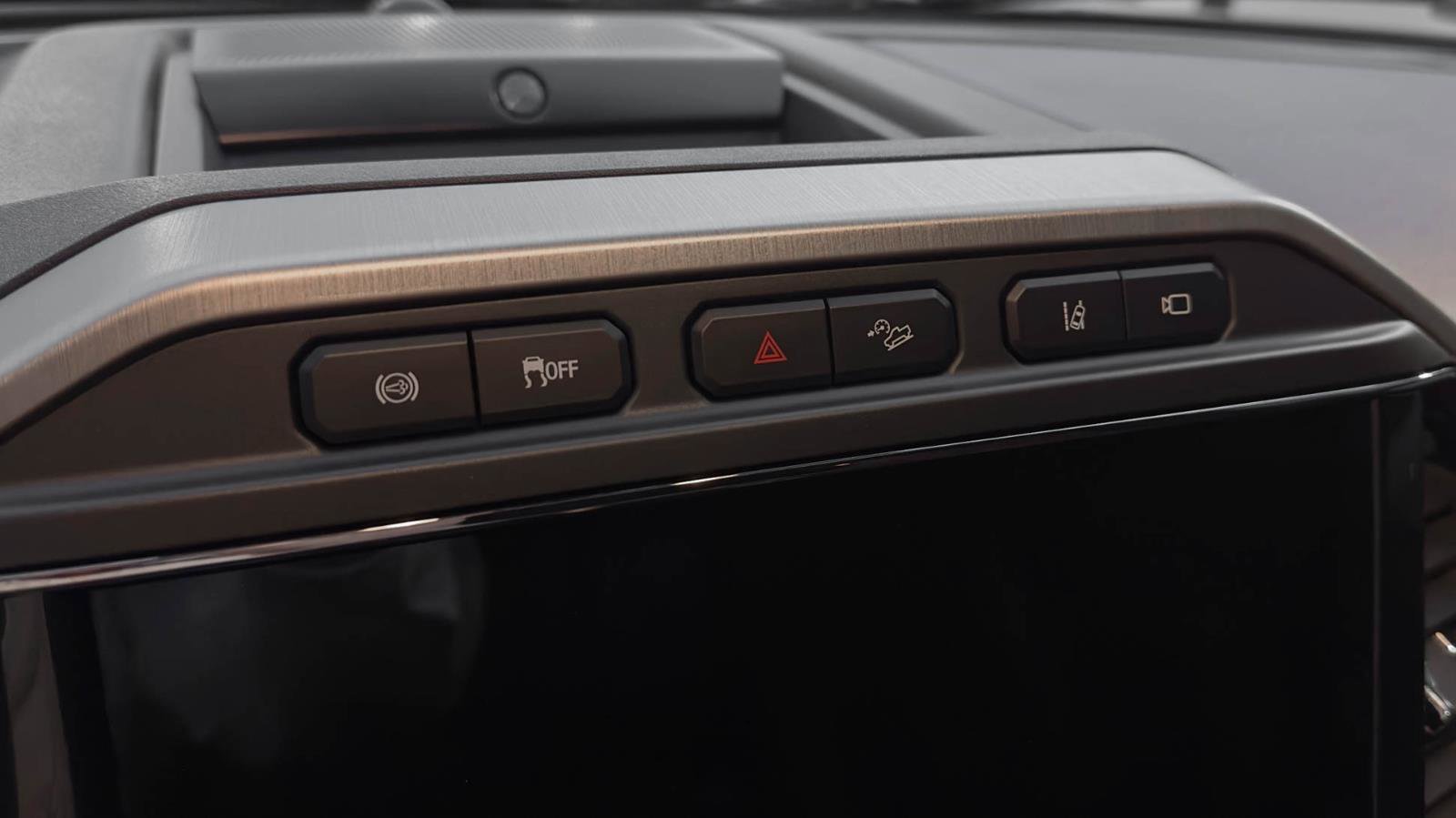 Certified 2022 Ford F350 Platinum w/ FX4 Off-Road Package image 24